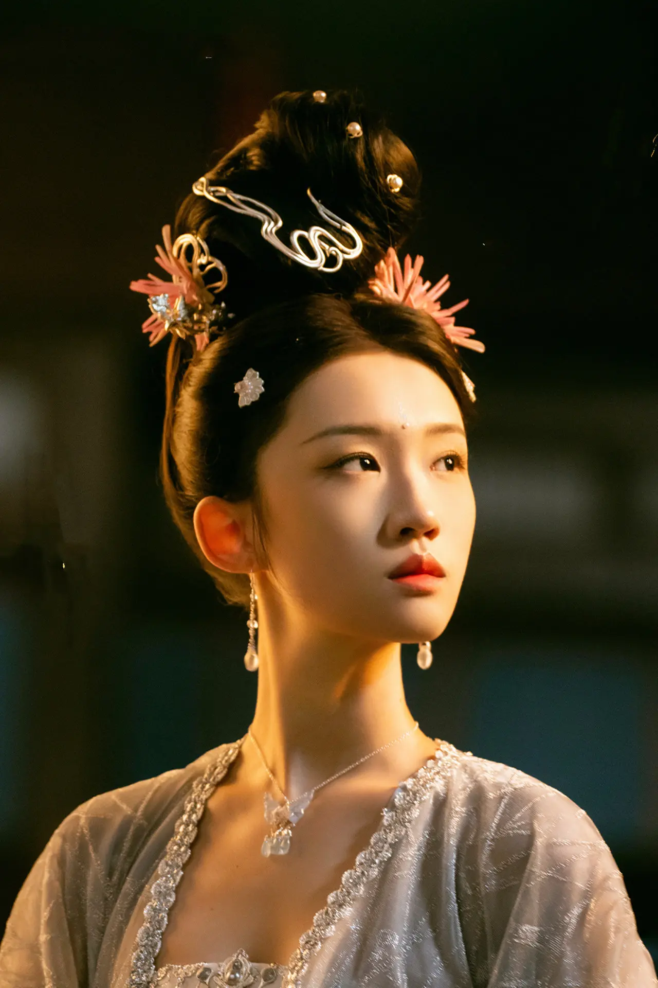 《子夜归》对比《无忧渡》：猫妖遇上捉妖师，白天恋爱，夜晚捉妖