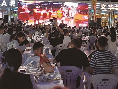 42个浙BA第二观赛点开到温州各商圈