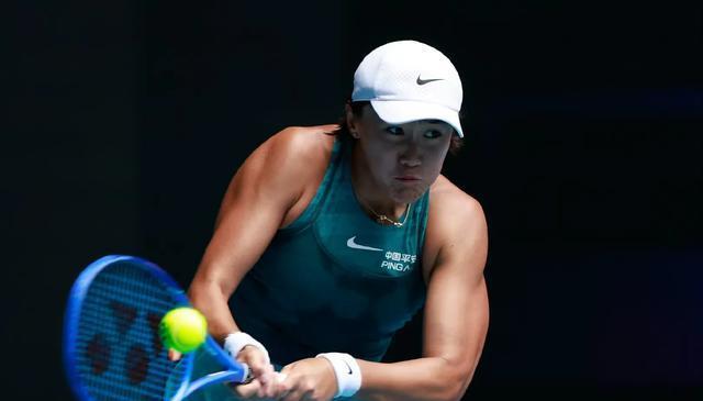 2-1，王曦雨完胜晋级正赛，美网资格赛保持不败，还手握冠军玄学