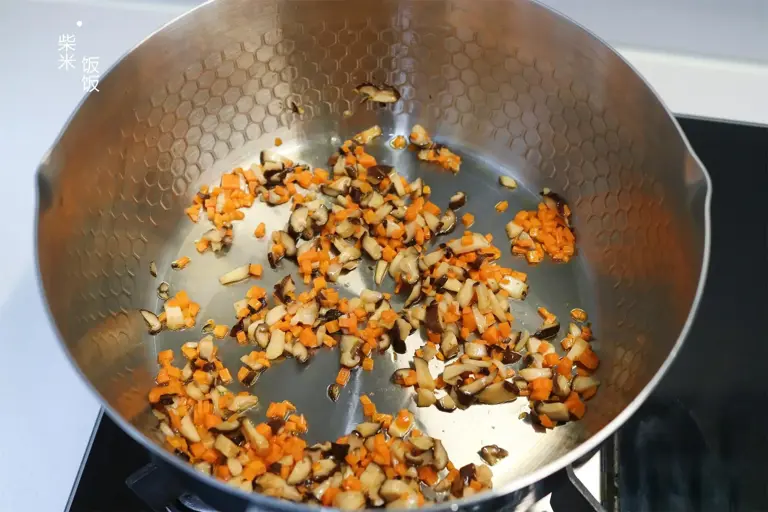 立秋后，多喝汤，这几样一起煮，汤鲜味美，营养满满