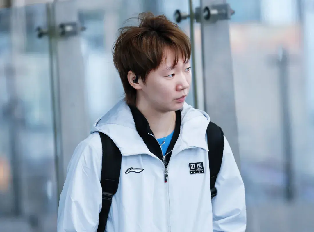 王曼昱战胜石洵瑶，有很大把握，比赛经验更丰富