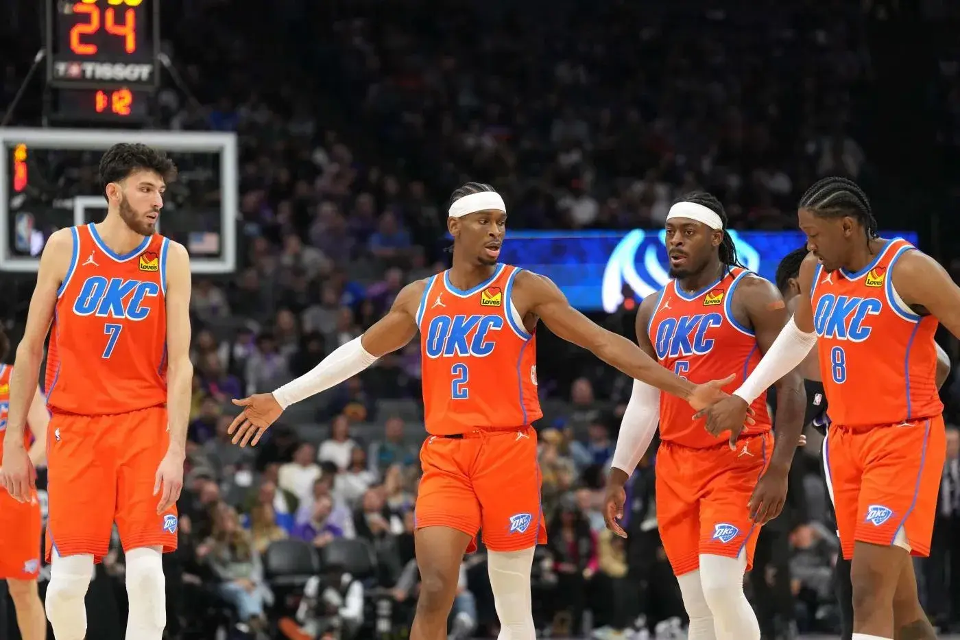 NBA分析师：戴维斯和欧文能保持健康，独行侠将赢得2026年总冠军