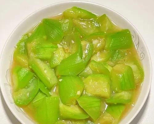 秋天，8种“秋菜”放心吃，补充水分缓解干燥，老少皆宜