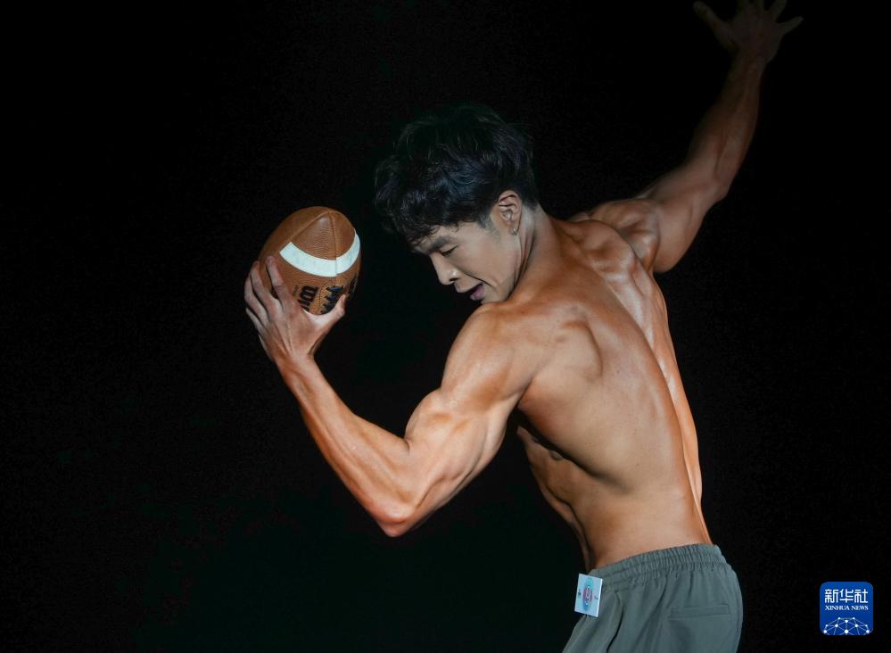 全国健身健美精英赛在山东新泰举行