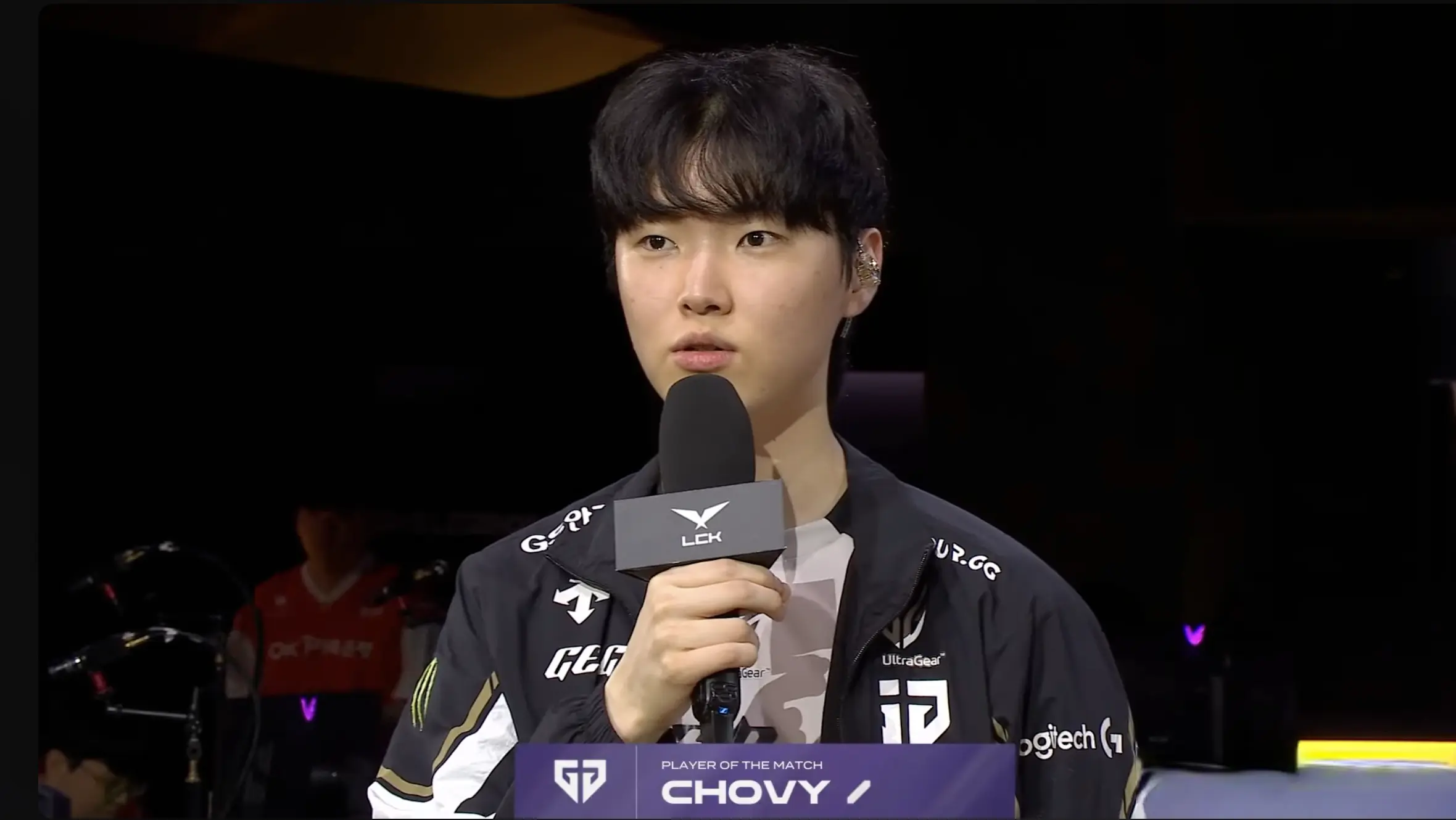 GEN.Chovy：700场只是起点，我还会继续打很久，所以没特别感慨
