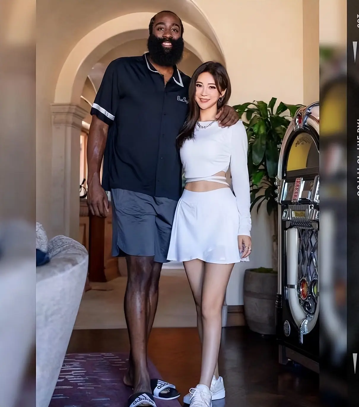 只差602分，哈登将成79年NBA历史第十，8150万续约真不贵