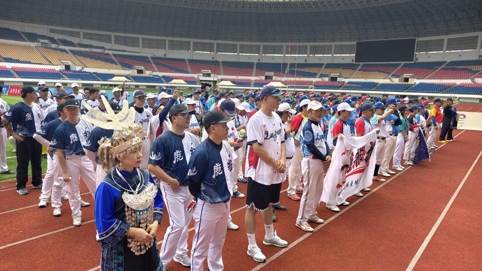 两岸青年以球会友！“鹿扬杯”棒垒球邀请赛在贵州三都启幕