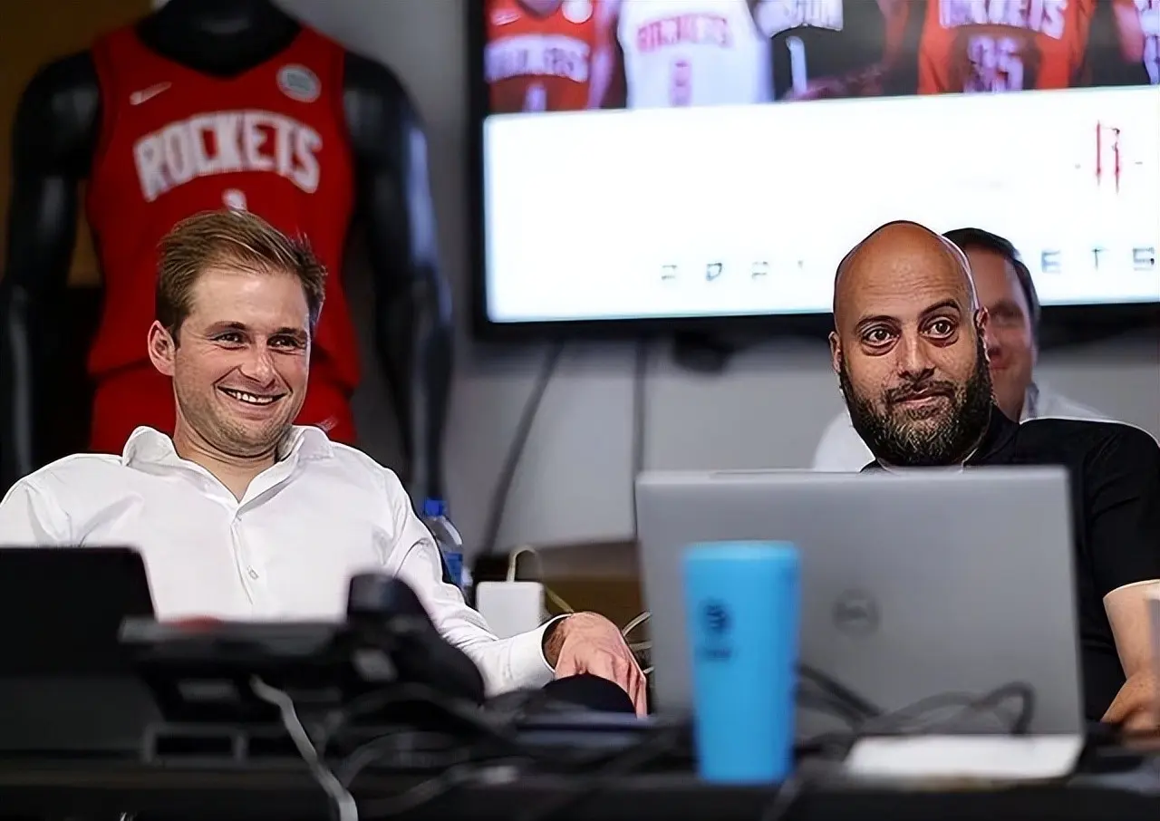 杜兰特续约新进展！或无缘2年1.24亿，主动降薪，双方皆有意签约