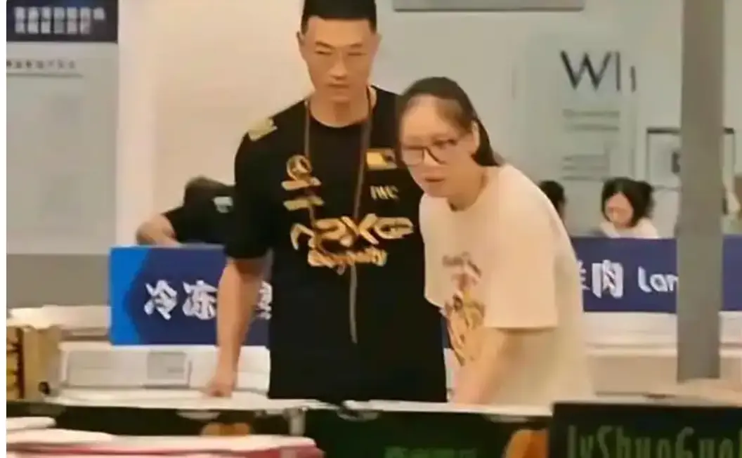 恭喜！中国女排最美女神恋情被曝光，男友为男篮国手郎才女貌
