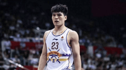 媒体人：陈国豪接近以超级B类合同转会广东，王少杰送还北控