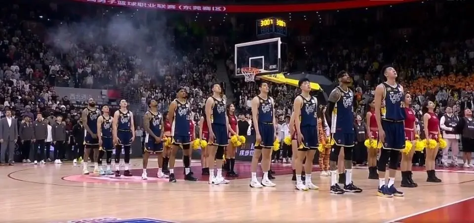 广东男篮内线“地震”级调整：莫兰德张明池王少杰离队 徐昕申请交易