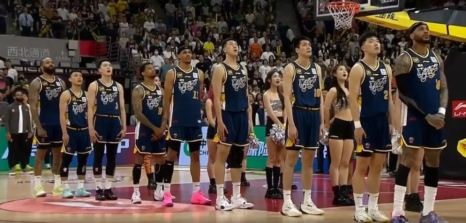 广东男篮内线“地震”级调整：莫兰德张明池王少杰离队 徐昕申请交易