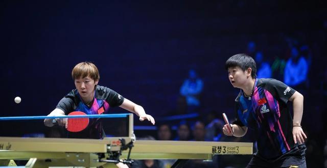 瑞典大满贯！第3冠诞生，国乒2冠1亚，莎曼组合3-2险胜日本组合