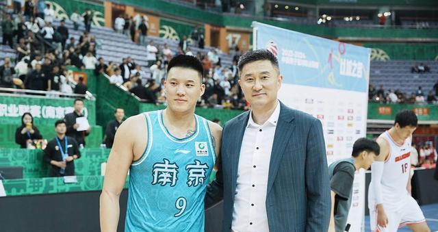 不续约？杜锋弟子合同到期，下一站有望回东北，老东家盯上徐昕