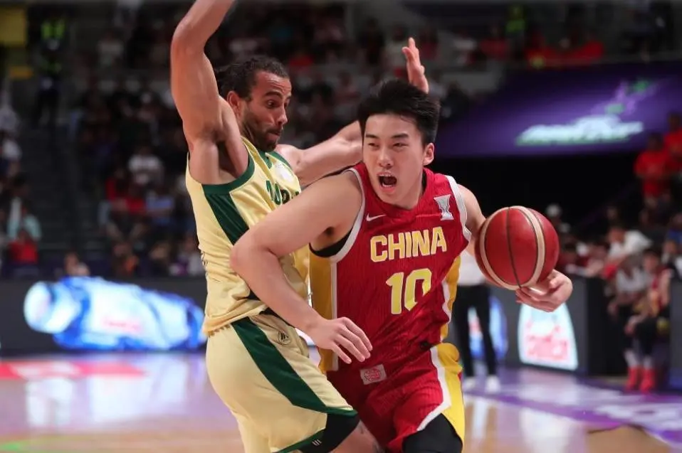 王俊杰婉拒CBA豪门上海、山西等球队，预计明年参加NBA选秀