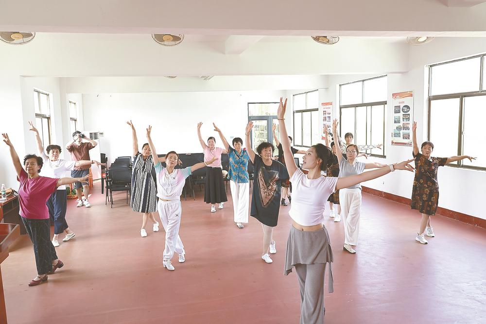 ��̨���������߽�������չ�赸��ѵ