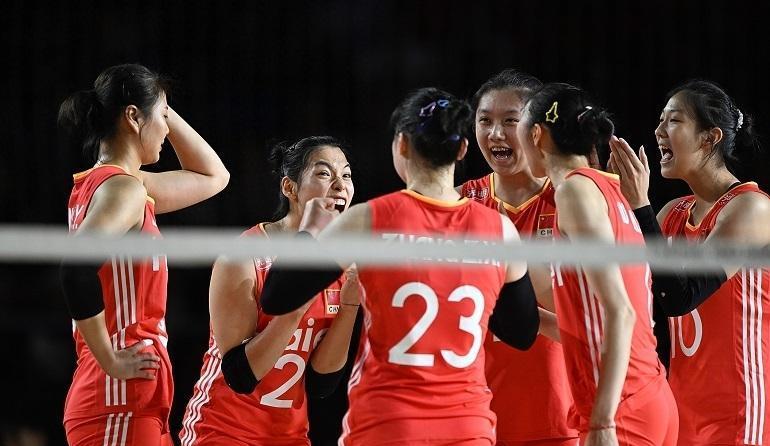 CCTV5直播中国女排VS哥伦比亚，赵勇擅长调整，李盈莹还需找状态