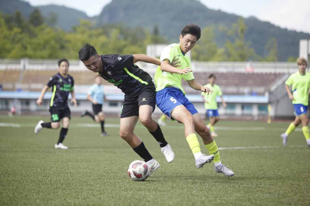 “仙女山杯”城市足球邀请赛落幕，东道主武隆队点球夺冠