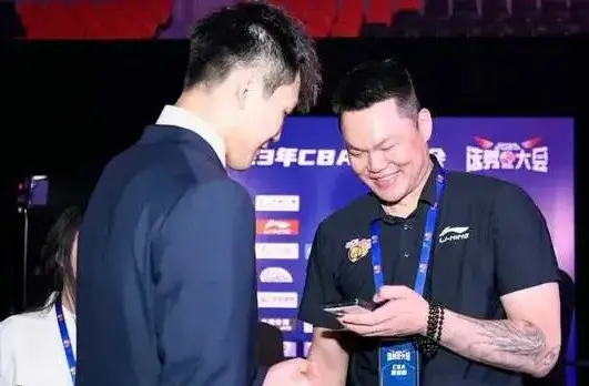 拿下陈国豪！朱八拿出超级B类合同，王少杰离队，支付惊人转会费