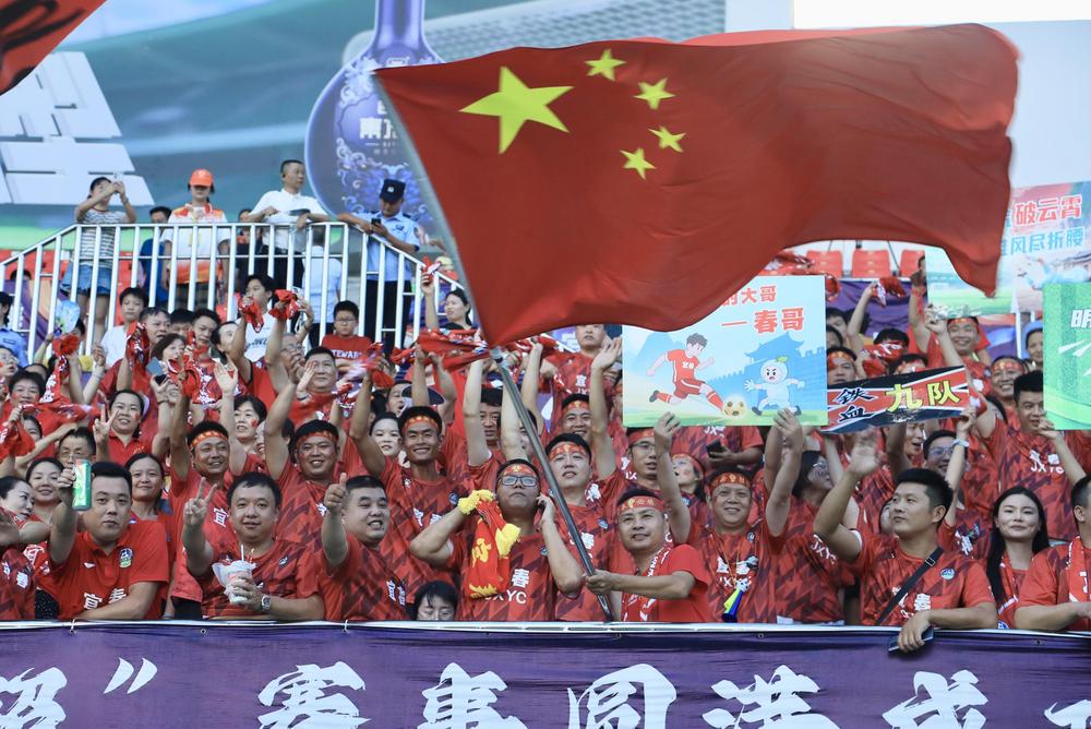 以球为媒 宜赣情深