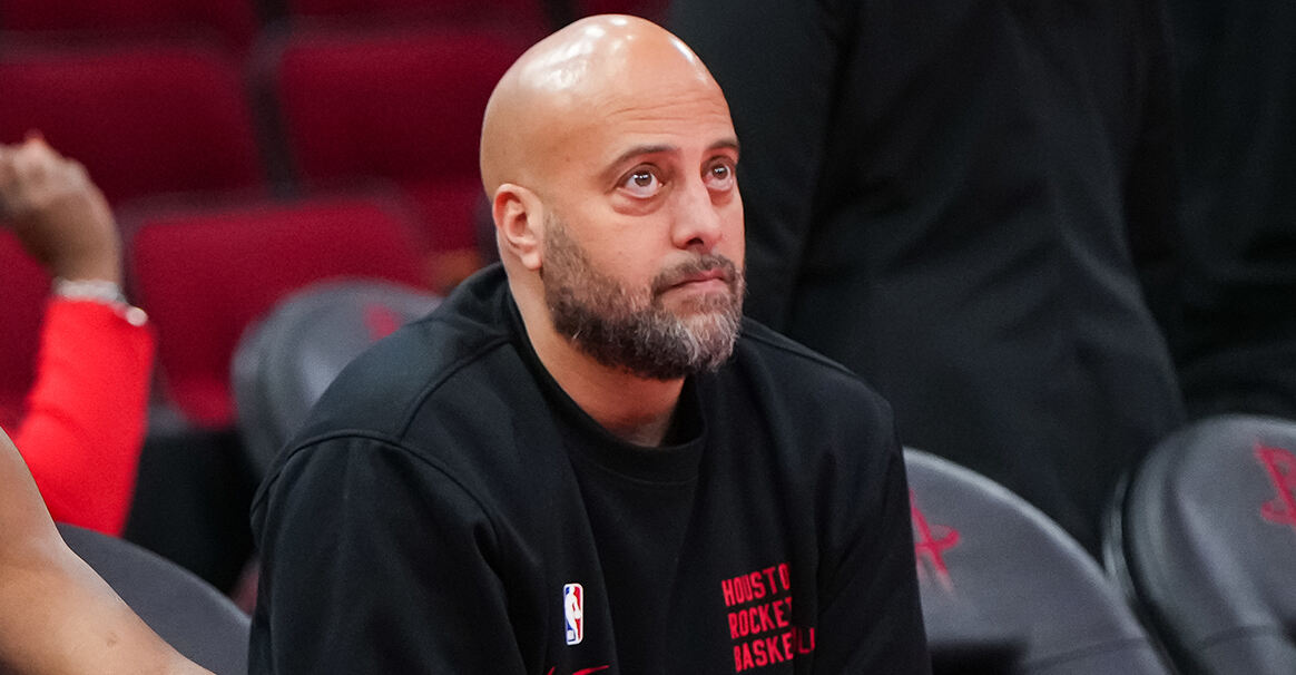 火箭总经理斯通：雄鹿明确拒绝交易字母 我们球队仅三人有话语权