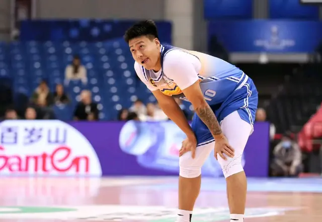 CBA最新消息！赵睿或加盟北京首钢，黎伊扬签约，山东报价陈林坚