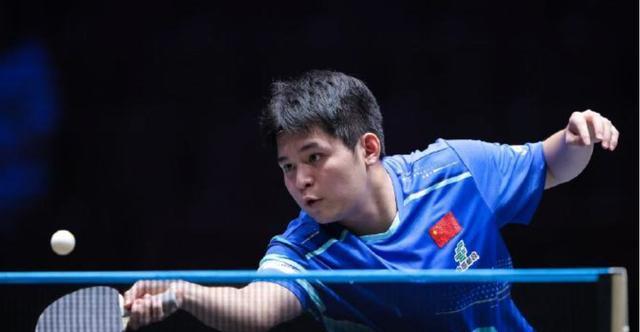 林诗栋3-4惜败莫雷加德，获得亚军，谁注意赛后王皓动作 令人动容
