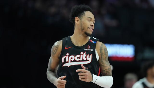 NBA：勇士首笔引援达成，热火交易商讨停滞，三队争抢一人