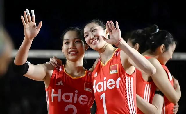 初露锋芒！20岁小将成女排获胜关键，首发阵容应有她一席之地
