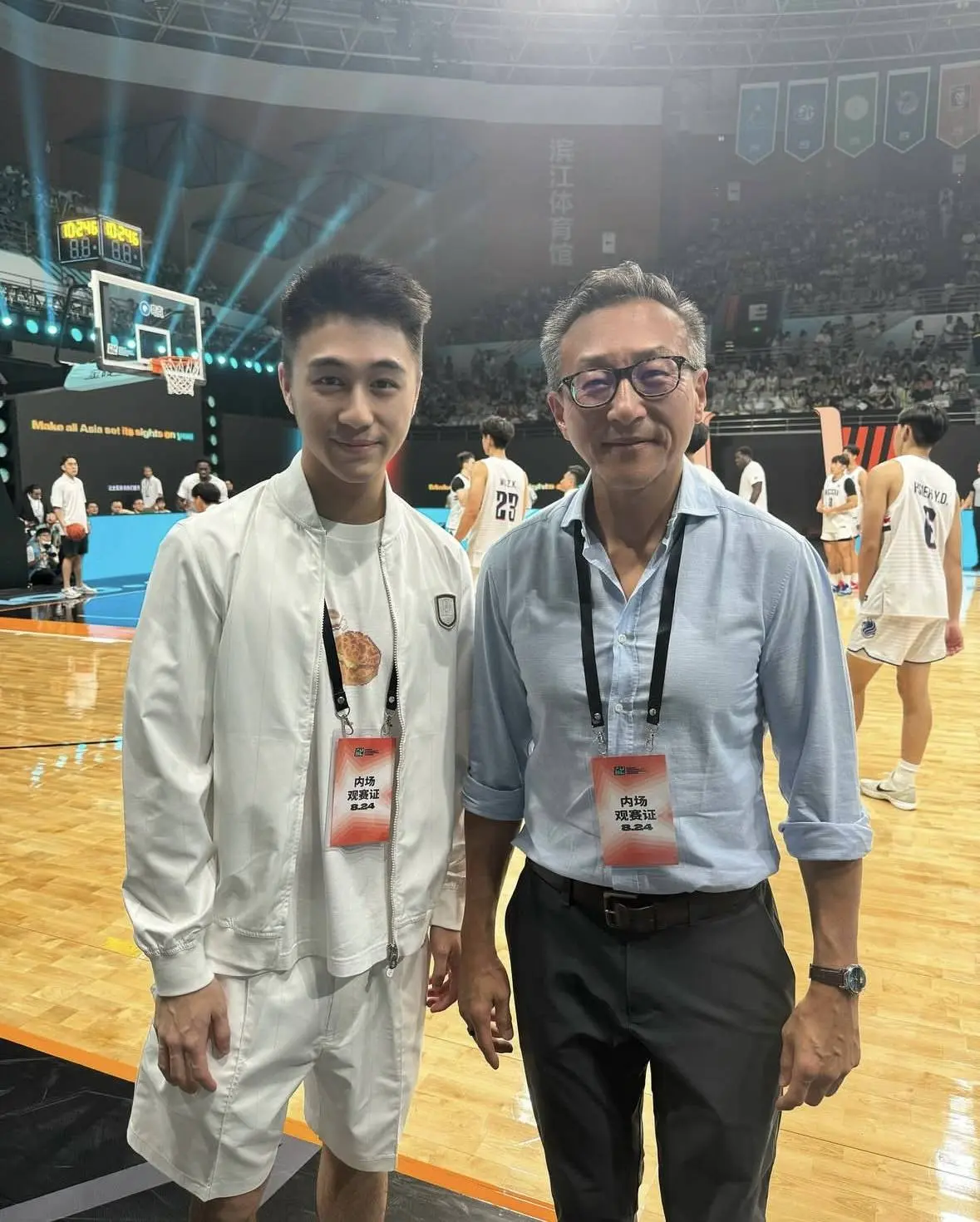和美国一众富豪抢夺NBA球队Co-owner席位？何猷君投资新动作含金量是真高！