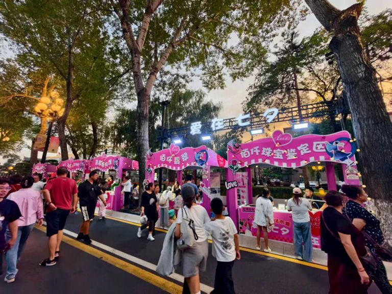 历史文化与新消费邂逅 烟火气中品味春城夜美好