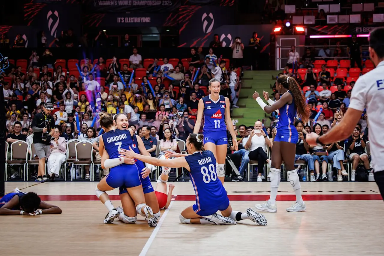 3-1！1-3！女排世锦赛悲喜夜：巴西逆转 ， 中国女排遭淘汰，8强出六