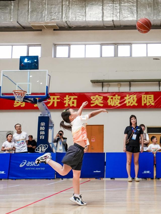 五环勋章挑战赛：500名青少年玩转“双奥”项目