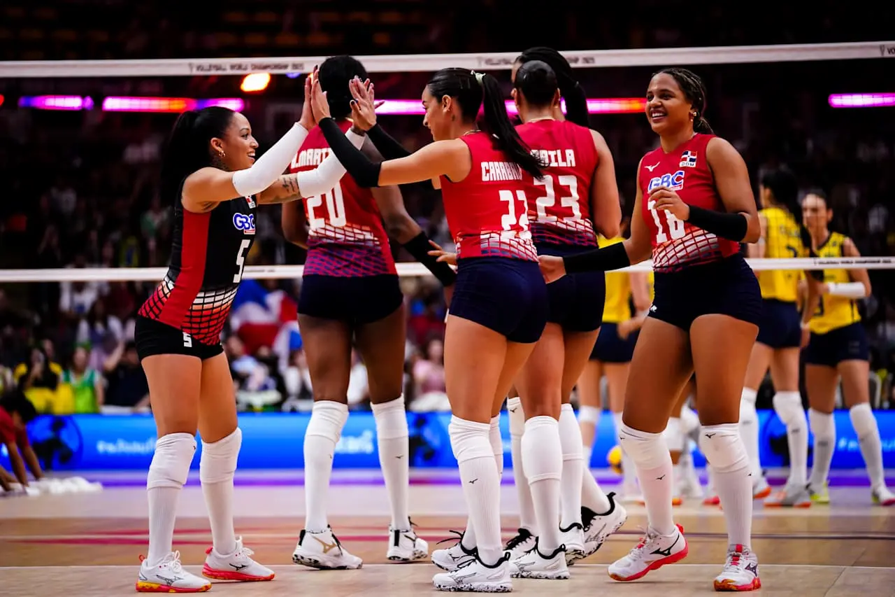 3-1！1-3！女排世锦赛悲喜夜：巴西逆转 ， 中国女排遭淘汰，8强出六