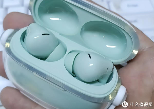 半入耳式耳机和入耳式耳机哪个好？实测对比+产品推荐