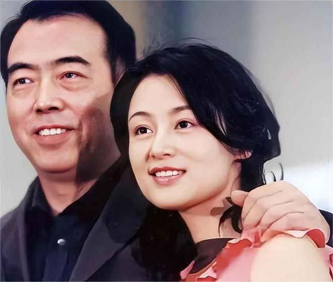 倪萍还是太敢说，重提12年前金鸡奖黑幕，如今世人方懂当年差距