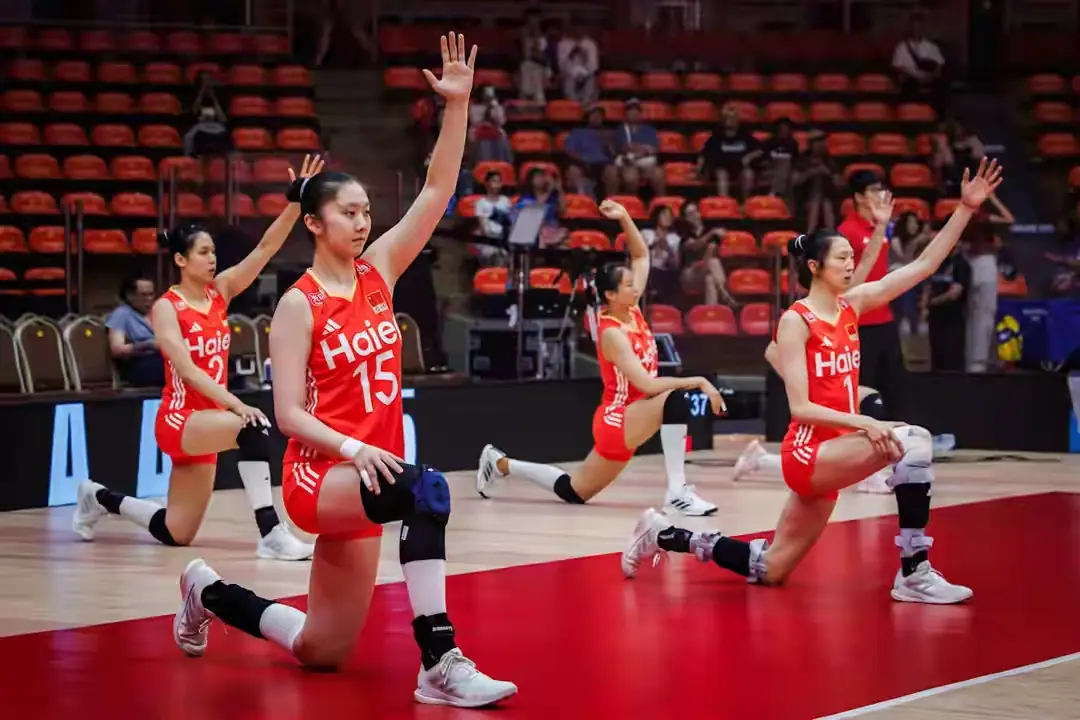 别骂赵勇 别喊下课！我们应该给这支年轻的女排耐心和支持