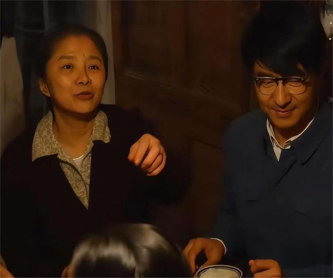 倪萍还是太敢说，重提12年前金鸡奖黑幕，如今世人方懂当年差距