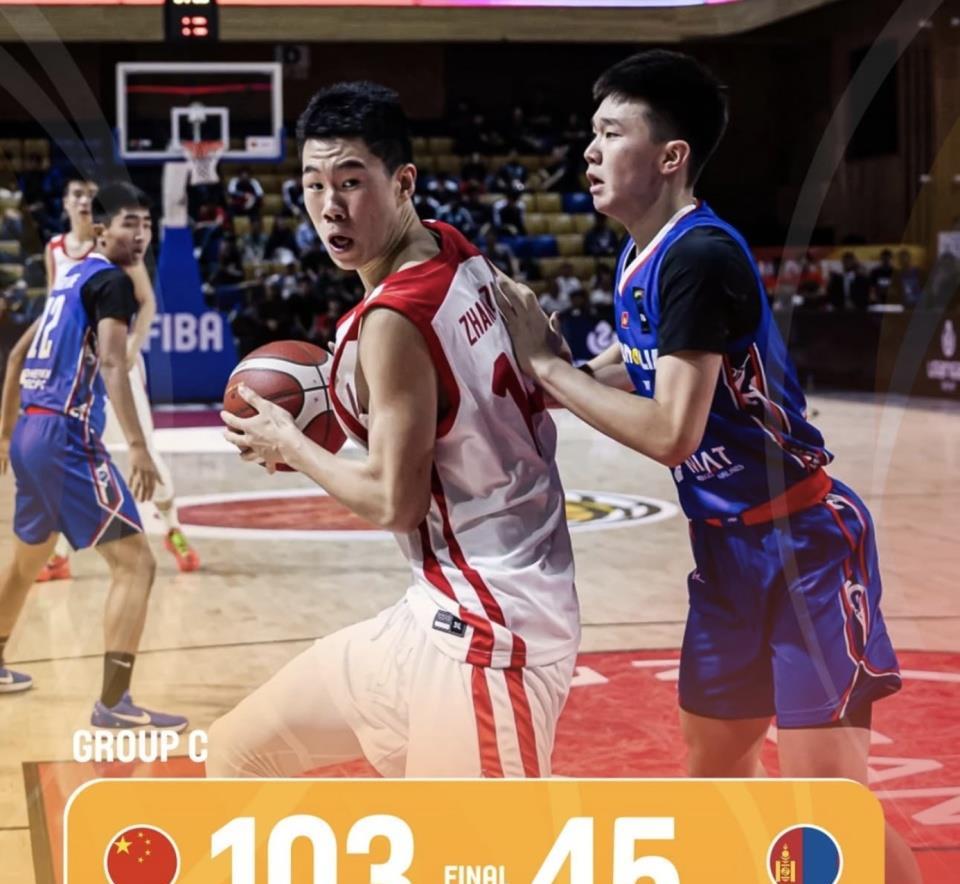 中国男篮太强了，断崖式赢对手58分，辽粤派出3位球员！