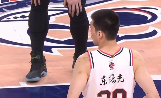 正式上位！广东锋线“新王炸”逼退任骏飞，这可是杜锋的争冠底牌