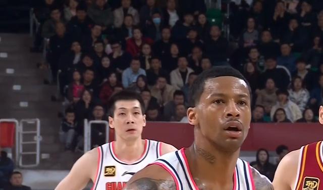 正式上位！广东锋线“新王炸”逼退任骏飞，这可是杜锋的争冠底牌
