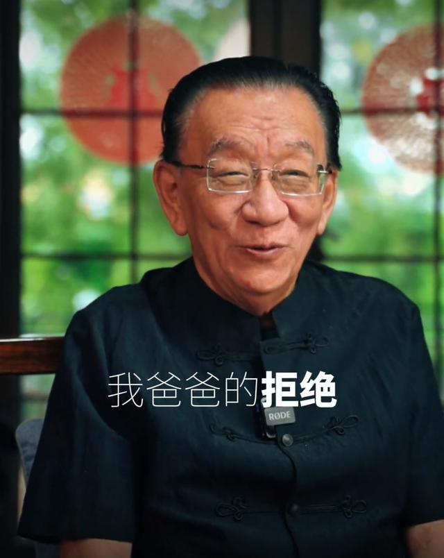 侯耀华：侯耀文能进铁路文工团，是张伯鑫的爷爷张喜林极力促成的