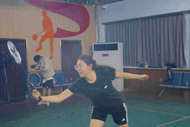 滨州市新闻传媒中心（集团）举办首届职工羽毛球比赛