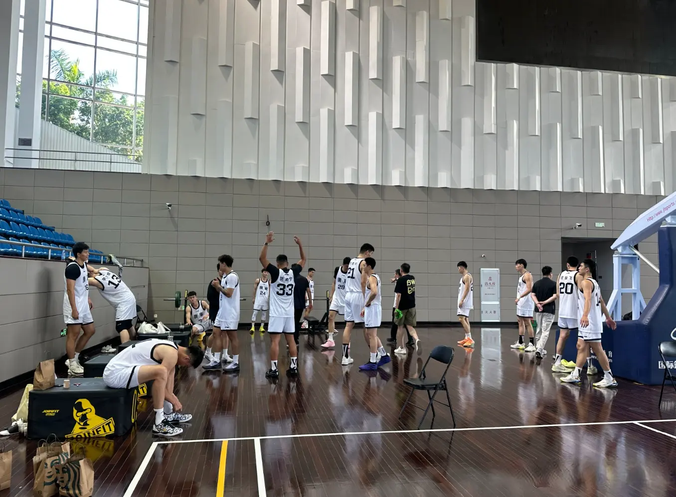 杜锋幸福啊！广东16人归队冲全运金牌，赵睿回来了，焦泊乔也来了