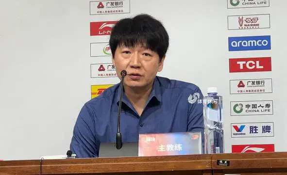 CBA新赛季还没有打，已经有6队预定了8强名额，超豪华首钢不是第1
