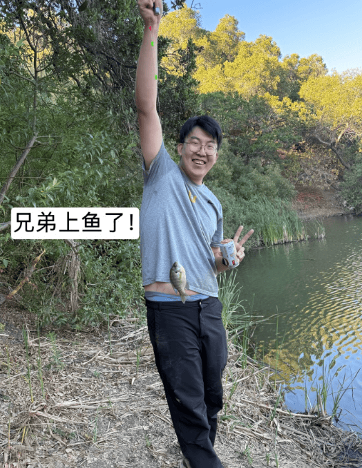 Labor Day不上学！王俊杰更新个人社媒晒近期动态组图