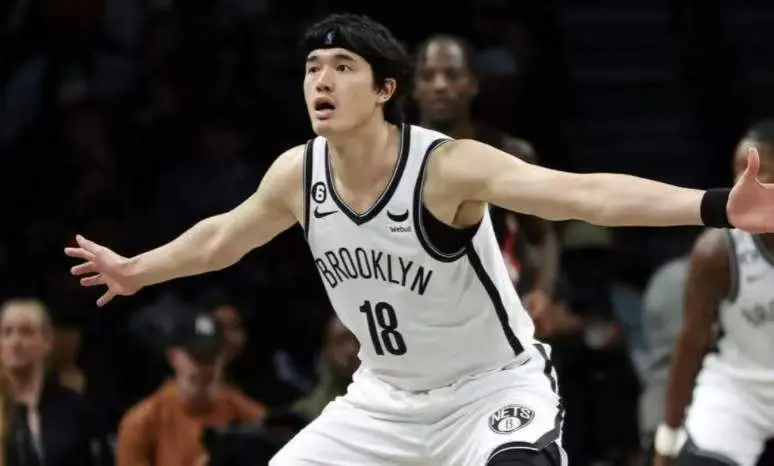 黄种人各位置天花板球员是谁？河村落选，姚明领衔4位华人上榜！