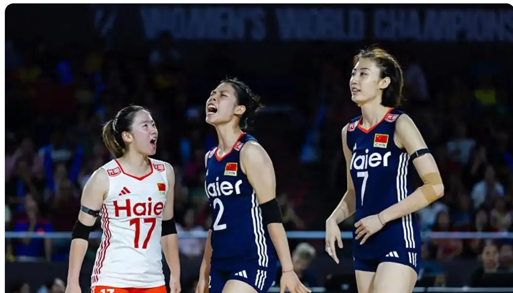 中国女排冠军教头遭网暴，球迷呼吁3人回归，整体排球过时了吗