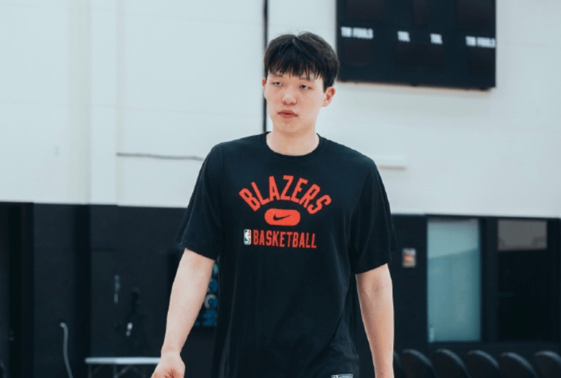 工作室：杨瀚森九月参加开拓者队季前训练营及相关培训活动