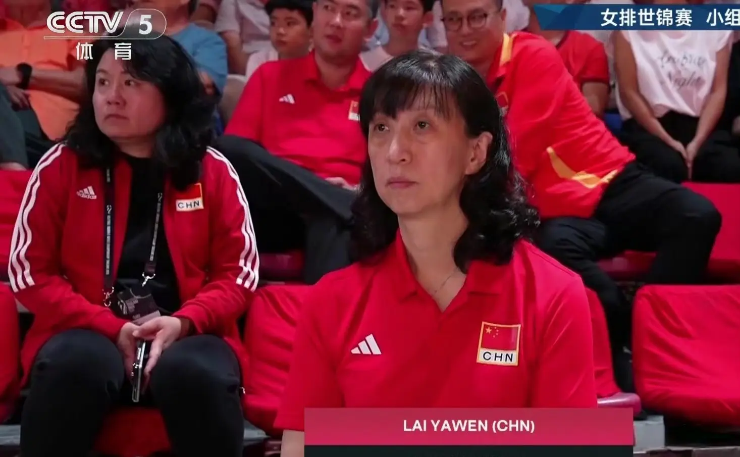 朱婷应该归队！赖亚文难辞其咎，整体排球行不通，中国女排做错了